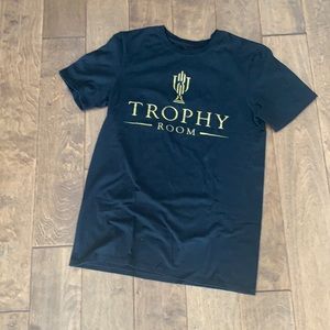 JumpMan • Trophy Room • Worn 1 time • Men’s Size Small